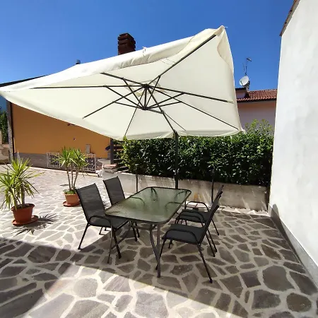 Casa Laura * Corfinio